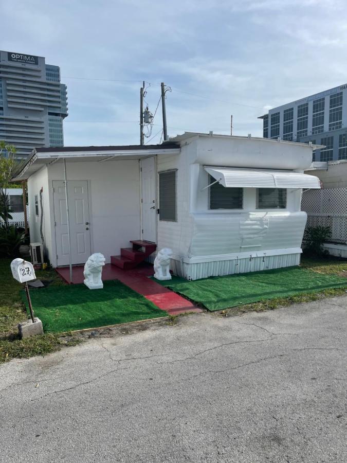 Beautiful Mobile Home In Hallandale Beach Eksteriør bilde